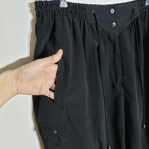 VINTAGE Y2K Black Parachute Pants Yoked Elastic waist with drawstrings L - Picture 5 of 11